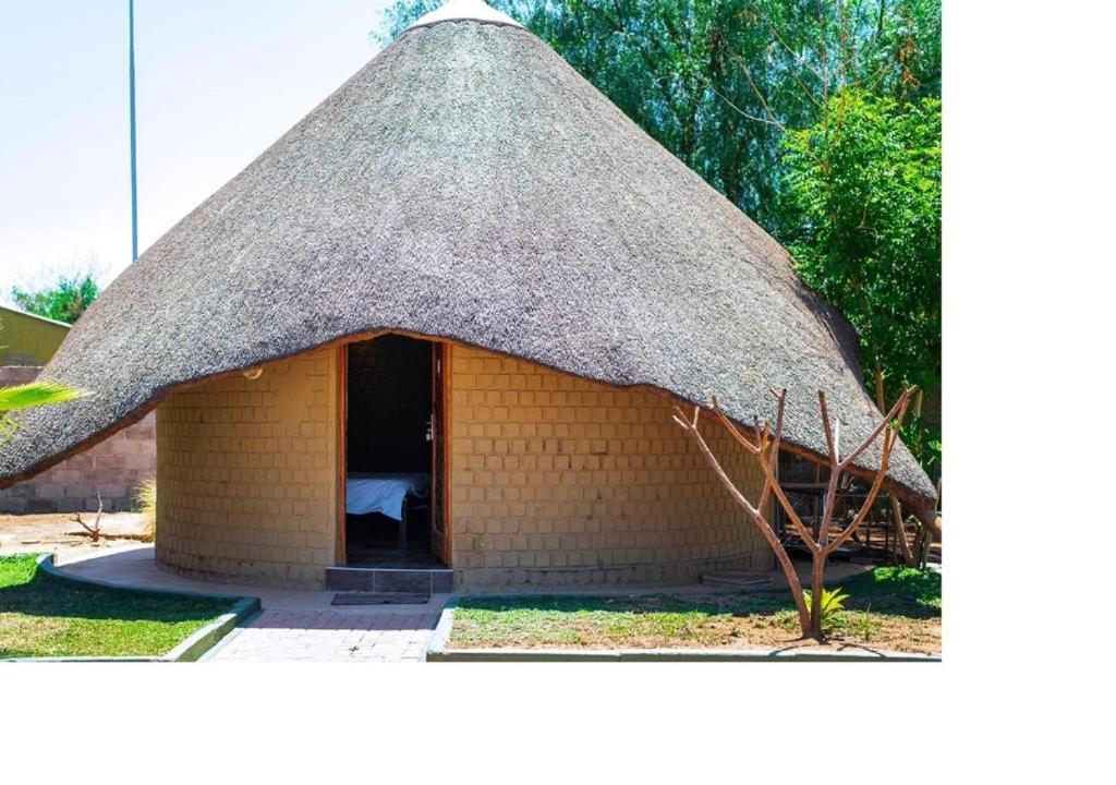 Msc Hotel Otjiwarongo Monitronics Bagian luar foto